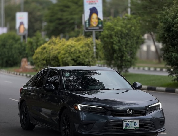 2021 HONDA CIVIC – FOREIGN USED | SPORTY & RELIABLE SEDAN 