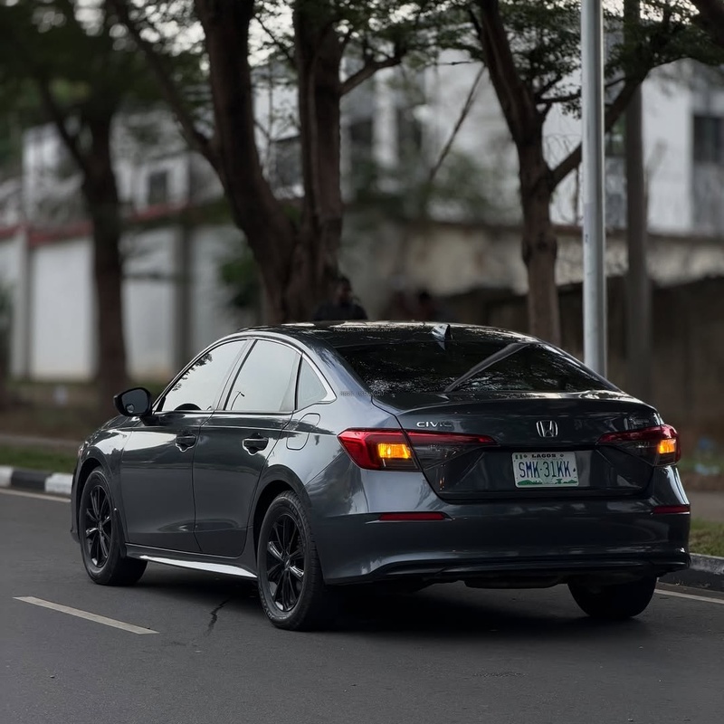 2021 HONDA CIVIC – FOREIGN USED | SPORTY & RELIABLE SEDAN  image