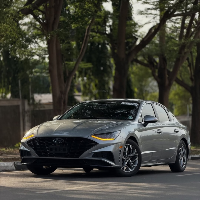 2021 HYUNDAI SONATA – FOREIGN USED | MODERN & LUXURY SEDAN image