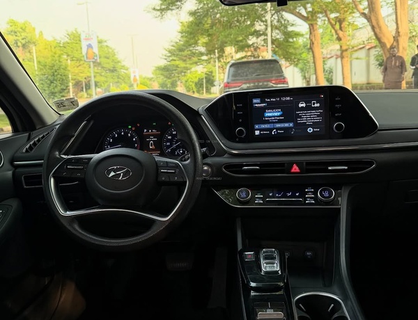 2021 HYUNDAI SONATA – FOREIGN USED | MODERN & LUXURY SEDAN