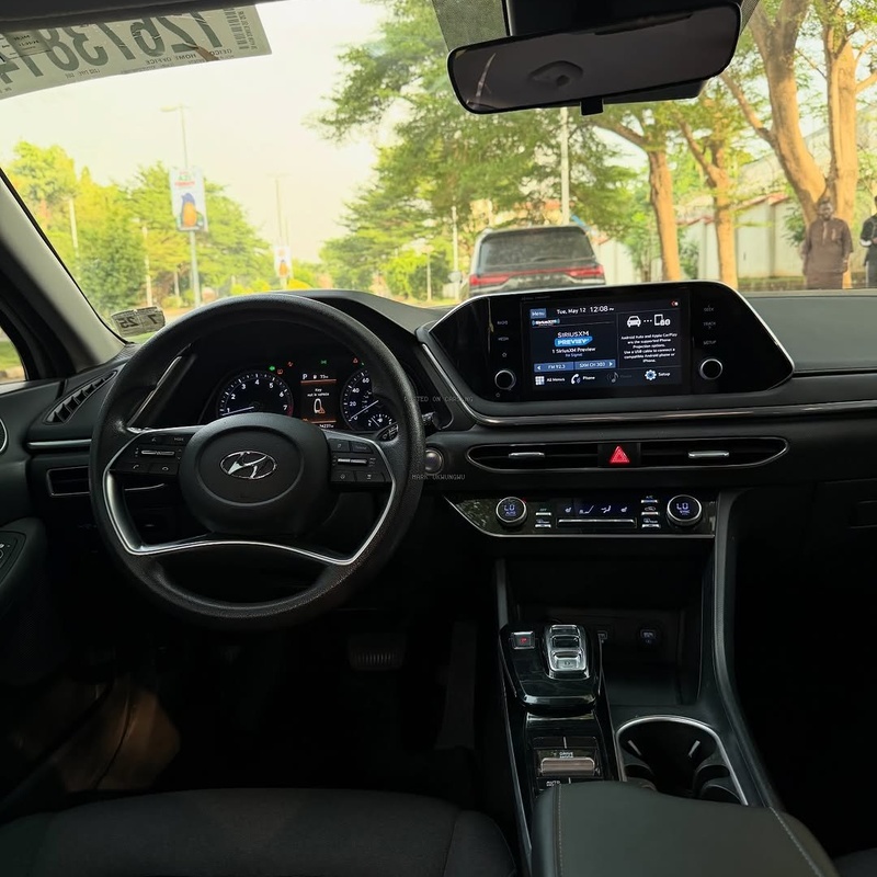 2021 HYUNDAI SONATA – FOREIGN USED | MODERN & LUXURY SEDAN image