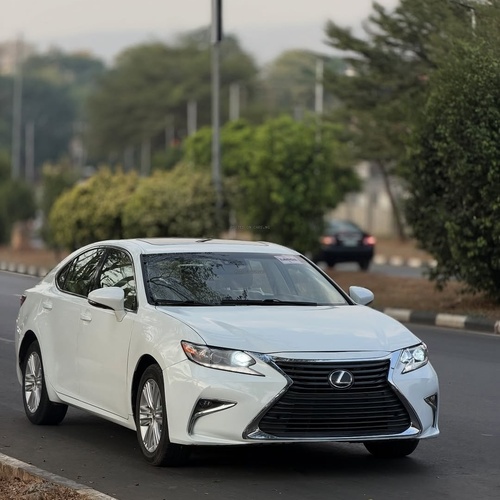 Foreign Used 2015 Lexus ES350 for Sale In Abuja