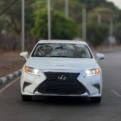 Foreign Used 2015 Lexus ES350 for Sale In Abuja