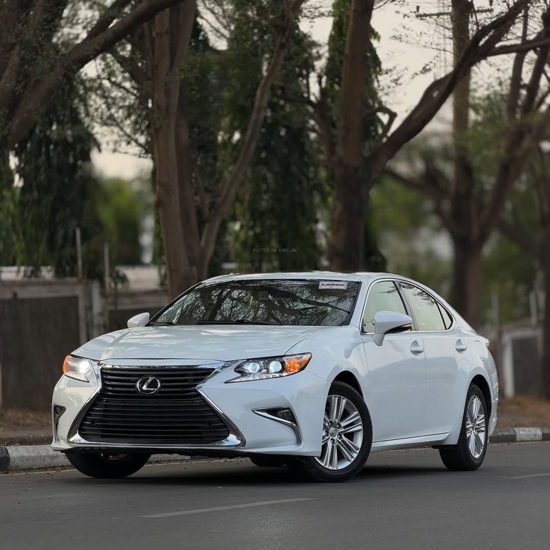 Foreign Used 2015 Lexus ES350 for Sale In Abuja image