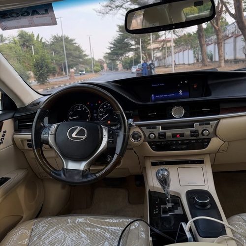 Foreign Used 2015 Lexus ES350 for Sale In Abuja