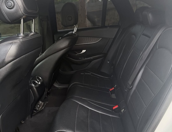Sharp  Mercedes-Benz GLC300 2016  Foreign Used – Smooth Drive, Clean Interior