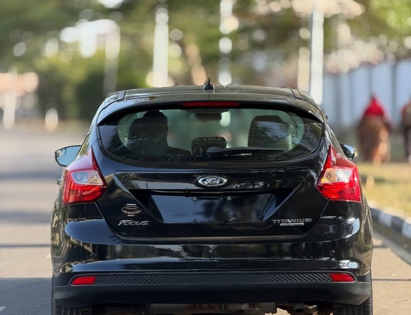 FOREIGN USED FORD FOCUS TITANIUM 2013 MODEL FOR SALE IN ABUJA