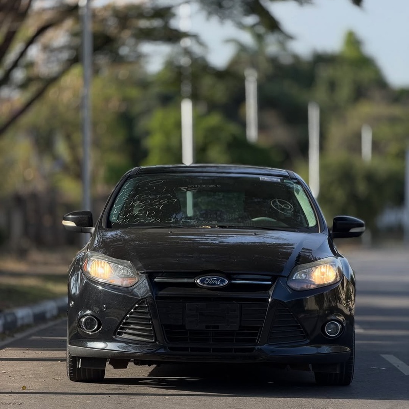 FOREIGN USED FORD FOCUS TITANIUM 2013 MODEL FOR SALE IN ABUJA image