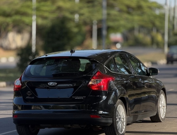 FOREIGN USED FORD FOCUS TITANIUM 2013 MODEL FOR SALE IN ABUJA