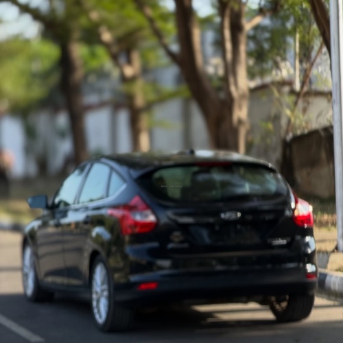 FOREIGN USED FORD FOCUS TITANIUM 2013 MODEL FOR SALE IN ABUJA