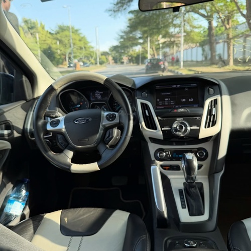 FOREIGN USED FORD FOCUS TITANIUM 2013 MODEL FOR SALE IN ABUJA