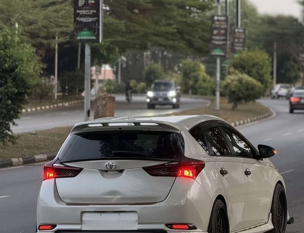 Foreign Used Toyota iM Tuned 2016 model for Sale In Abuja