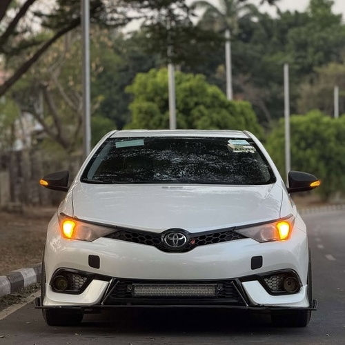 Foreign Used Toyota iM Tuned 2016 model for Sale In Abuja