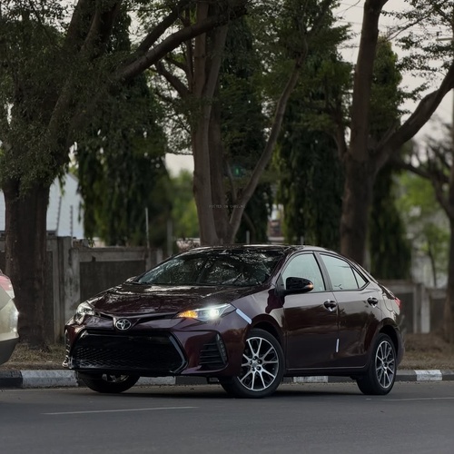 Foreign Used Toyota Corolla SE 2017 for Sale In Abuja