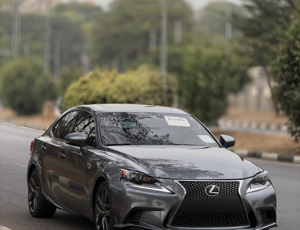 Foreign Used LEXUS IS350 2015 for Sale In Lagos
