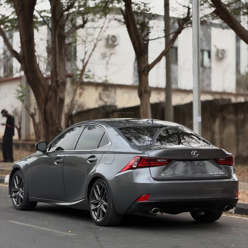 Foreign Used LEXUS IS350 2015 for Sale In Lagos image