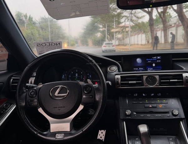 Foreign Used LEXUS IS350 2015 for Sale In Lagos