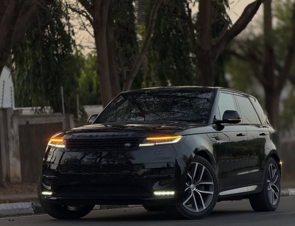Stand Out in Style – Sharp Range Rover Sport 2024 SUV for Sale