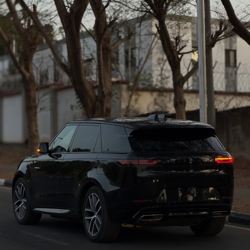 Stand Out in Style – Sharp Range Rover Sport 2024 SUV for Sale