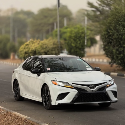 Foreign Used Toyota Camry XSE 2020 for Sale In Abuja