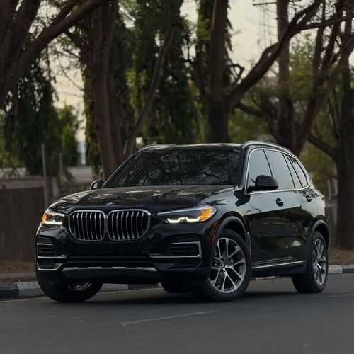 Super Clean BMW X5 40i – Foreign Used | Serious Buyers Only