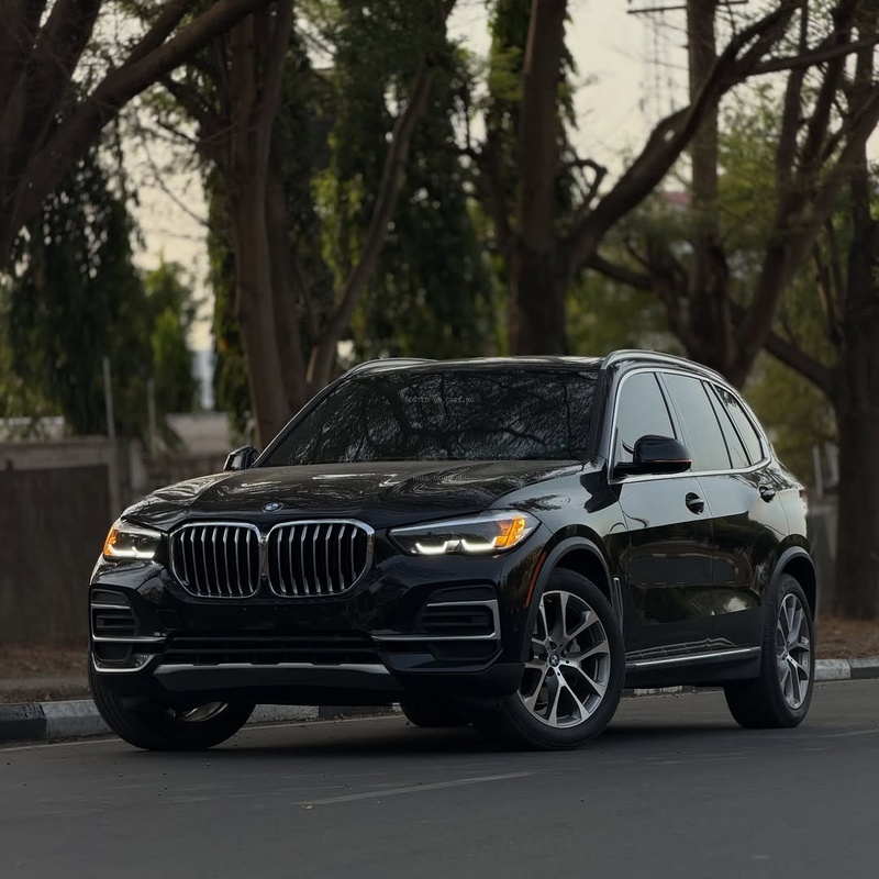 Super Clean BMW X5 40i – Foreign Used | Serious Buyers Only image