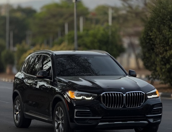 Super Clean BMW X5 40i – Foreign Used | Serious Buyers Only