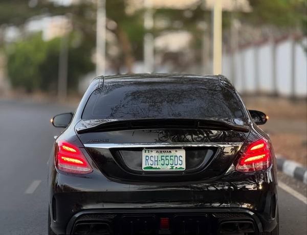 Super Clean Mercedes Benz C43 AMG 2017 – Full Option | Nothing to Fix