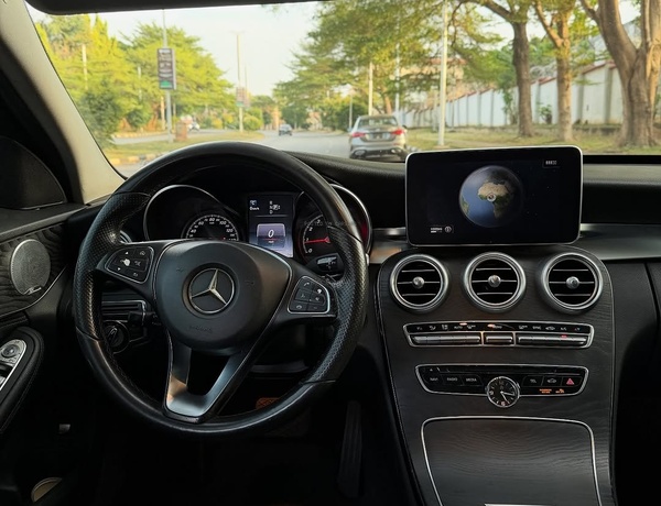Mercedes Benz C300 2015 for Sale In Abuja
