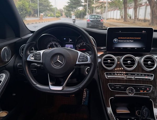 Mercedes Benz C400 2015 for Sale In Abuja
