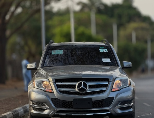 Foreign Used Mercedes-Benz GLK350 2014  for Sale In Abuja