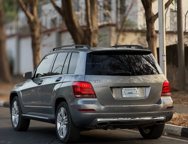Foreign Used Mercedes-Benz GLK350 2014  for Sale In Abuja