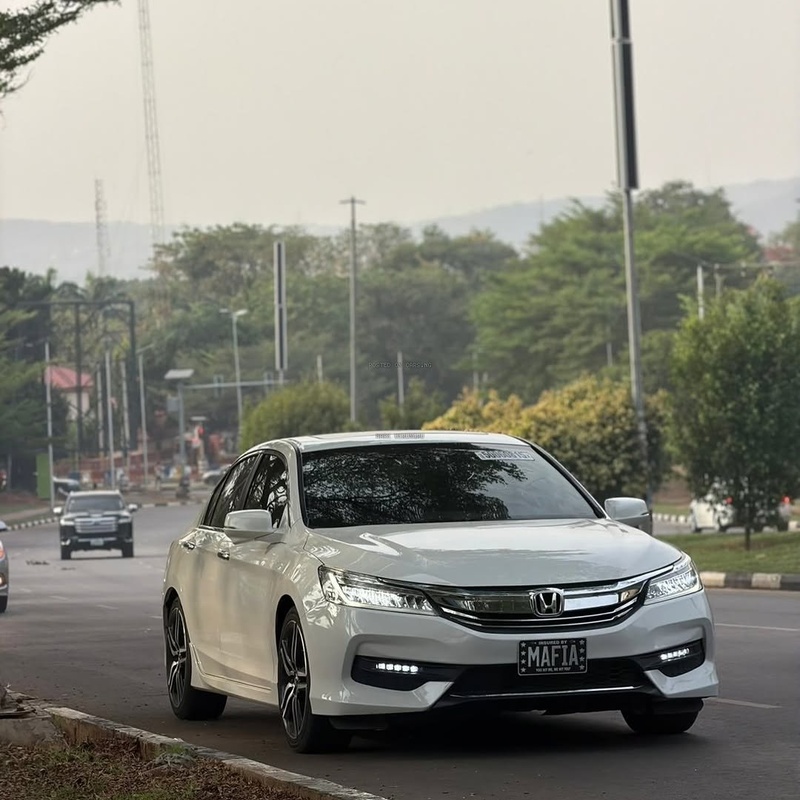 SUPER SHARP HONDA ACCORD SPORT 2016– BUY FAST DEAL, FOREIGN USED image