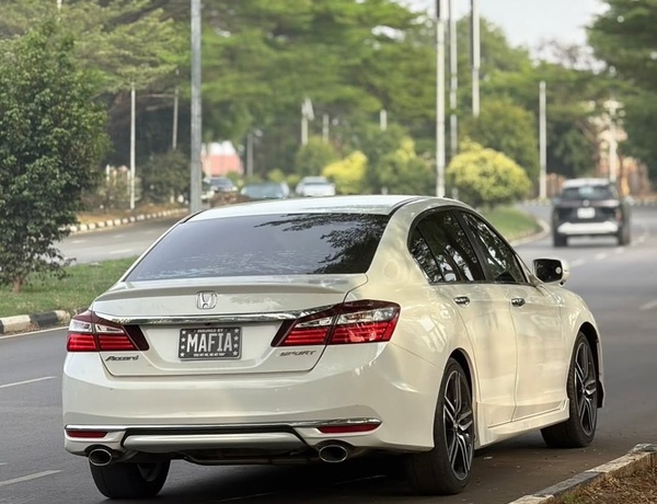 SUPER SHARP HONDA ACCORD SPORT 2016– BUY FAST DEAL, FOREIGN USED