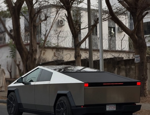 FOREIGN USED Tesla Cybertruck  – Powerful Electric Pickup