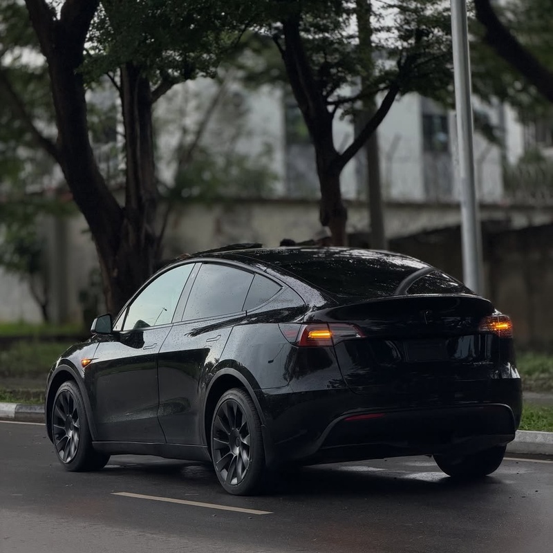 Tesla Model Y (2021) – Foreign Used Full Electric, Smart & Fast SUV image