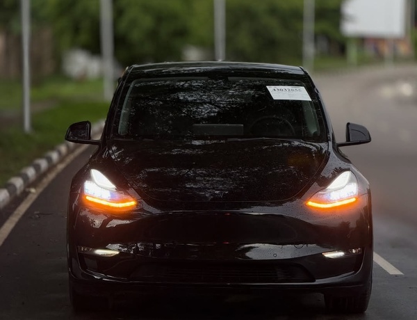 Tesla Model Y (2021) – Foreign Used Full Electric, Smart & Fast SUV