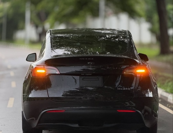 Tesla Model Y (2021) – Foreign Used Full Electric, Smart & Fast SUV