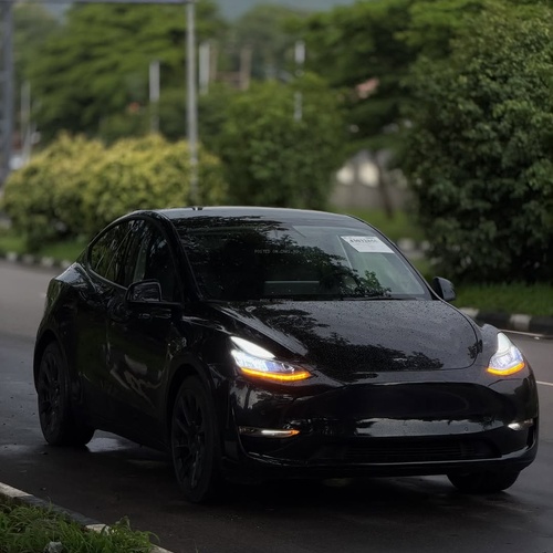 Tesla Model Y (2021) – Foreign Used Full Electric, Smart & Fast SUV