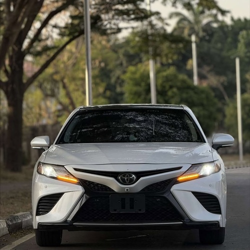 FOREIGN USED TOYOTA CAMRY XSE 2019 MODEL FOR SALE IN ABUJA