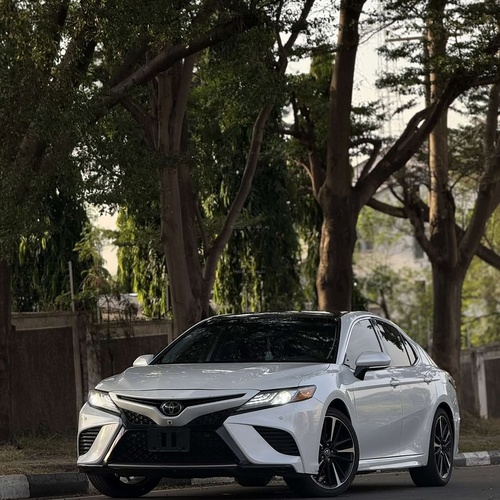 FOREIGN USED TOYOTA CAMRY XSE 2019 MODEL FOR SALE IN ABUJA