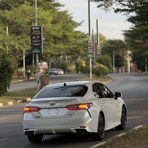 FOREIGN USED TOYOTA CAMRY XSE 2019 MODEL FOR SALE IN ABUJA