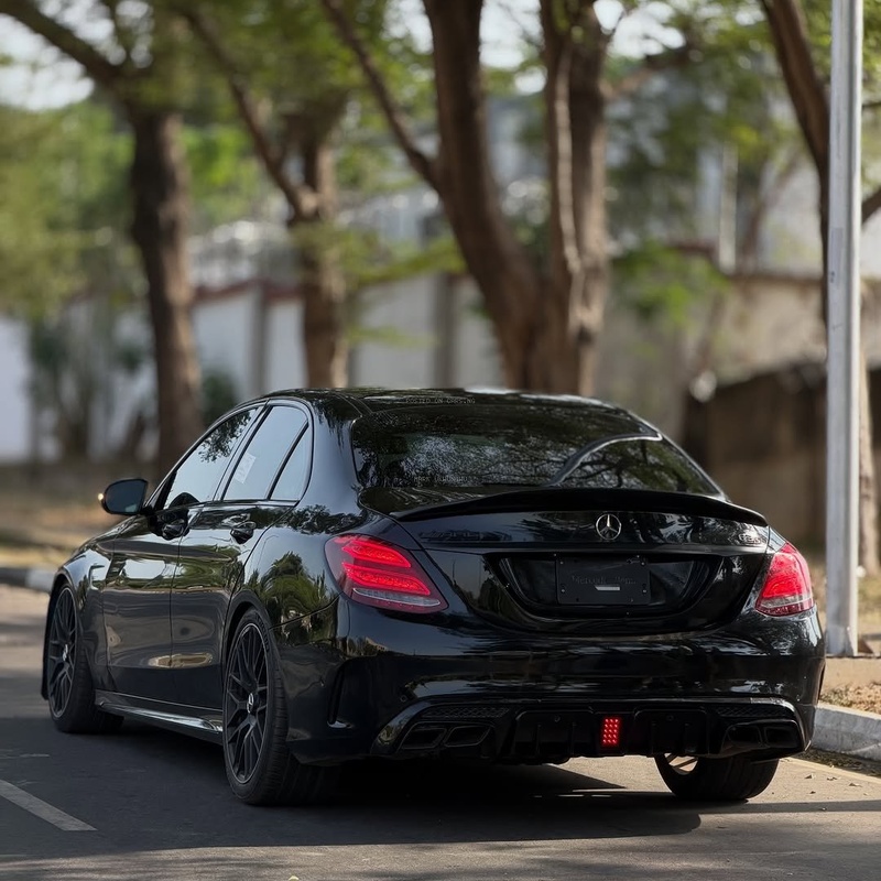 Foreign Used Mercedes Benz C63s AMG W205 2017 for Sale In Abuja image