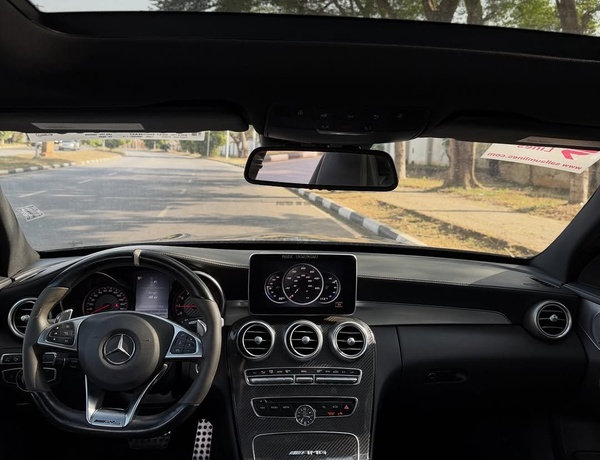 Foreign Used Mercedes Benz C63s AMG W205 2017 for Sale In Abuja