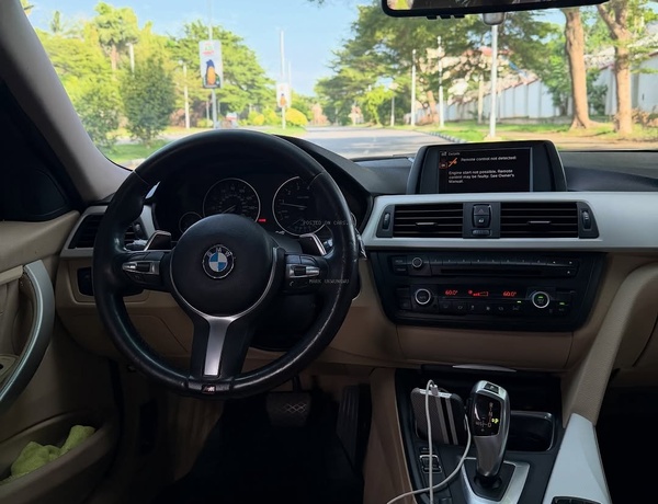 2013 BMW 328i – FOREIGN USED | SPORT LUXURY SEDAN