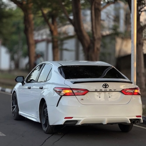 2018 TOYOTA CAMRY SE – FOREIGN USED | CLEAN EXECUTIVE SEDAN 