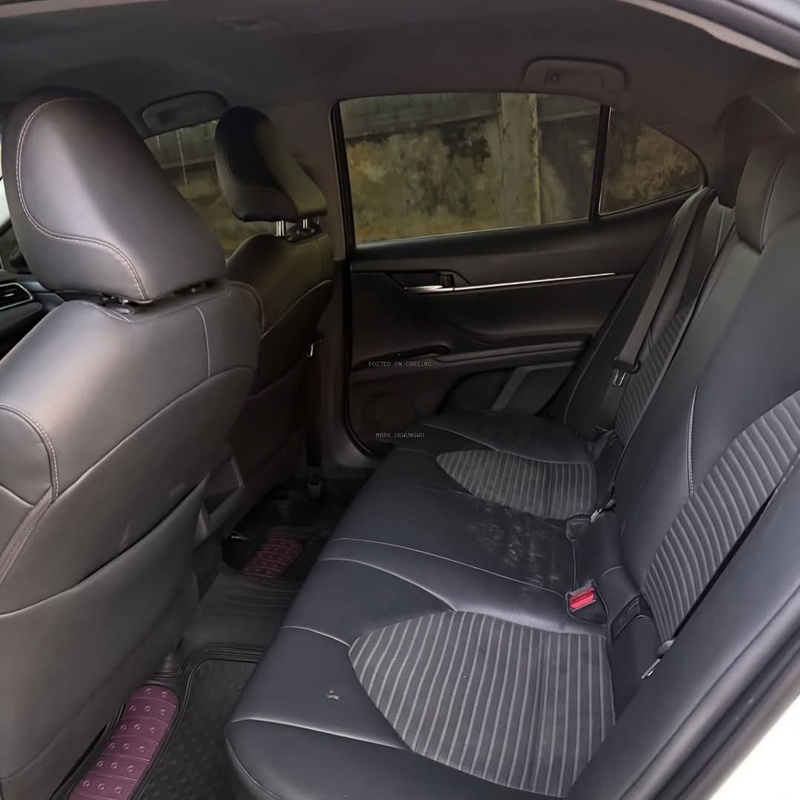 2018 TOYOTA CAMRY SE – FOREIGN USED | CLEAN EXECUTIVE SEDAN  image