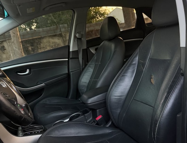 2014 HYUNDAI ELANTRA GT – FOREIGN USED | SPORT HATCHBACK