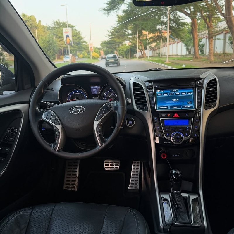 2014 HYUNDAI ELANTRA GT – FOREIGN USED | SPORT HATCHBACK image