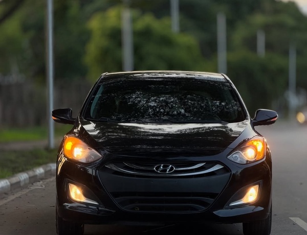 2014 HYUNDAI ELANTRA GT – FOREIGN USED | SPORT HATCHBACK